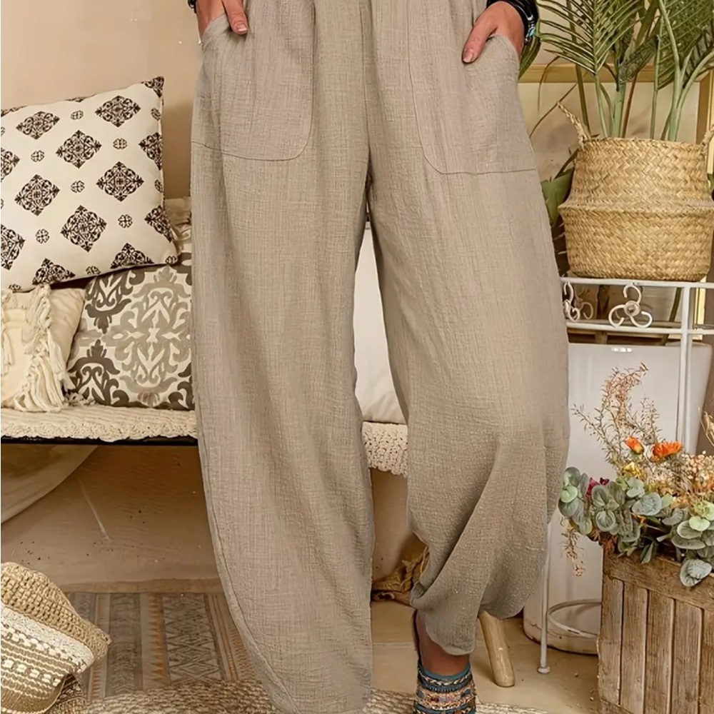 Women's Tan Pants